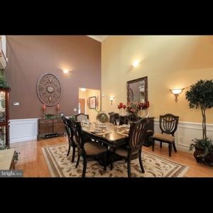 Dinning Room Set with mirror.